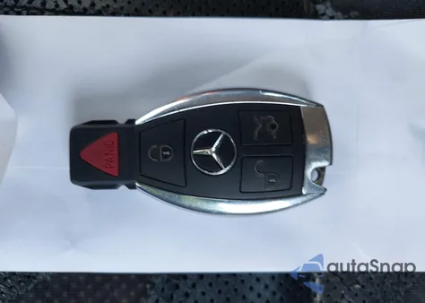 2007 Mercedes-Benz S 550 z USA, uszkodzony, nr VIN WDDNG71X07A116279